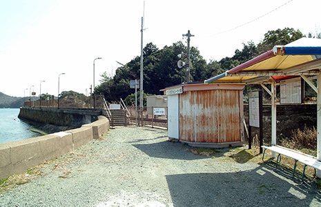 JR参宮線臨時駅「池の浦シーサイド駅」