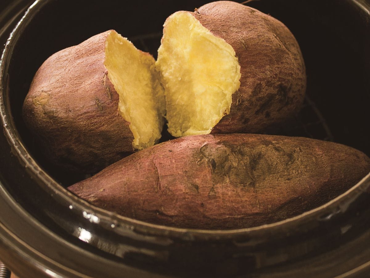 長谷園 伊賀焼の燻製土鍋 いぶしぎん 小(いぶしぎん): 三重｜いいもの