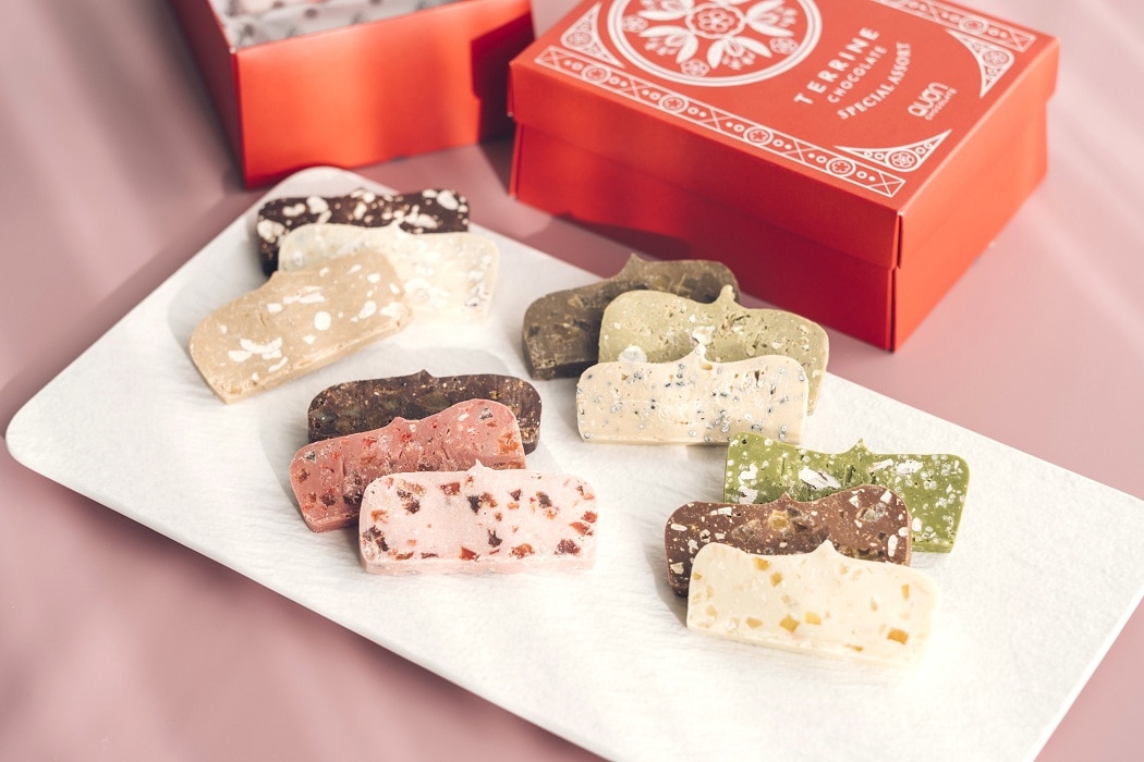 �v���`���R���[�g�@QUON�e���[�k�@12���y�������̒T�K����Z�b�g�z