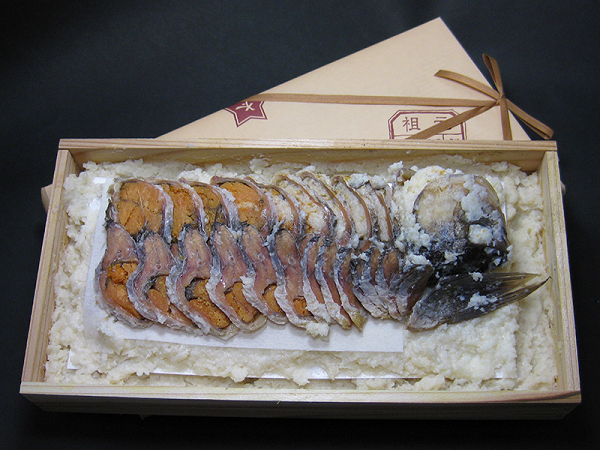 阪本屋 琵琶湖産天然ニゴロ鮒 鮒ずし 中