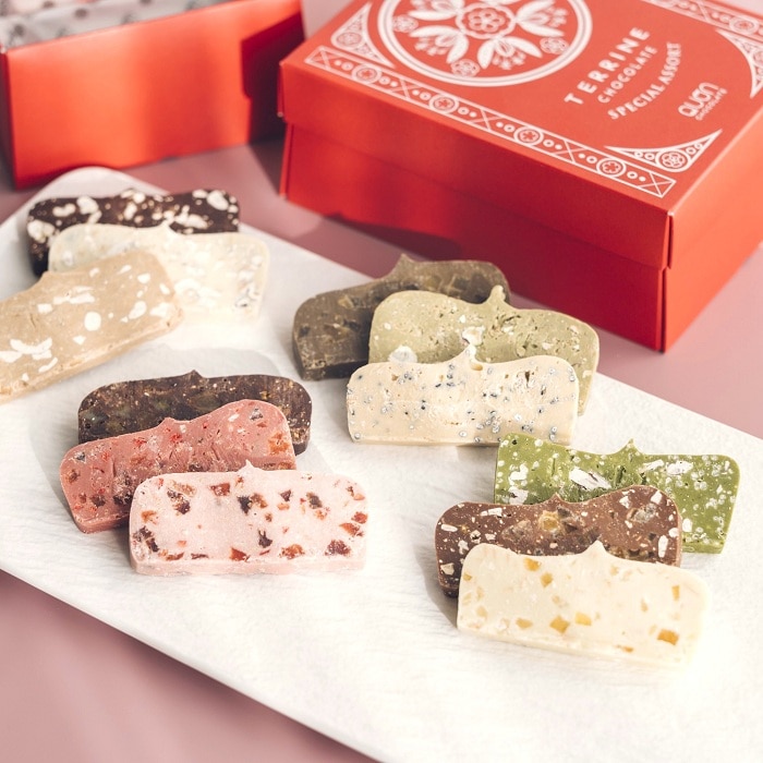 �v���`���R���[�g�@QUON�e���[�k�@12���y�������̒T�K����Z�b�g�z