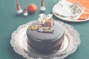 抹茶と和栗のチョコレートケーキ（商品画像1）